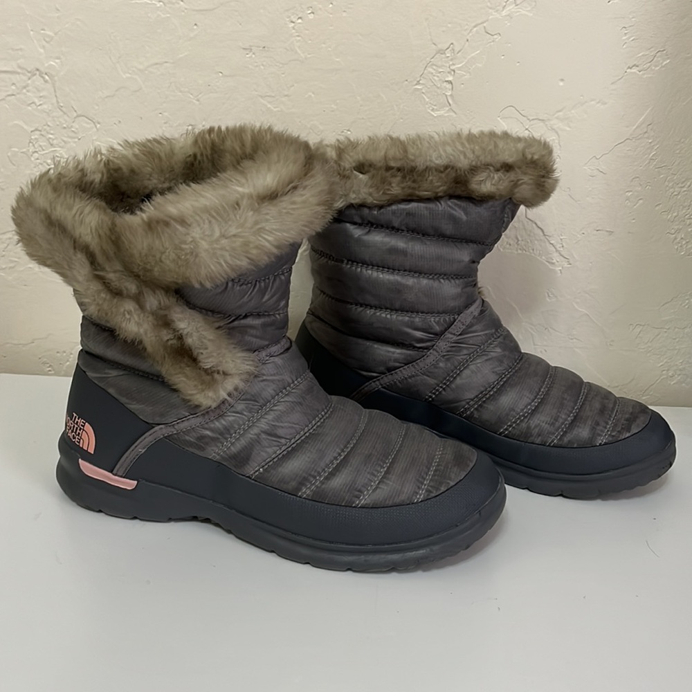 The North Face Gray Ankle Boots with Faux Fur